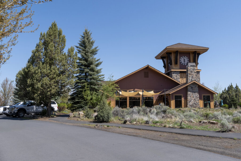 Canyon Rim at eagle crest building