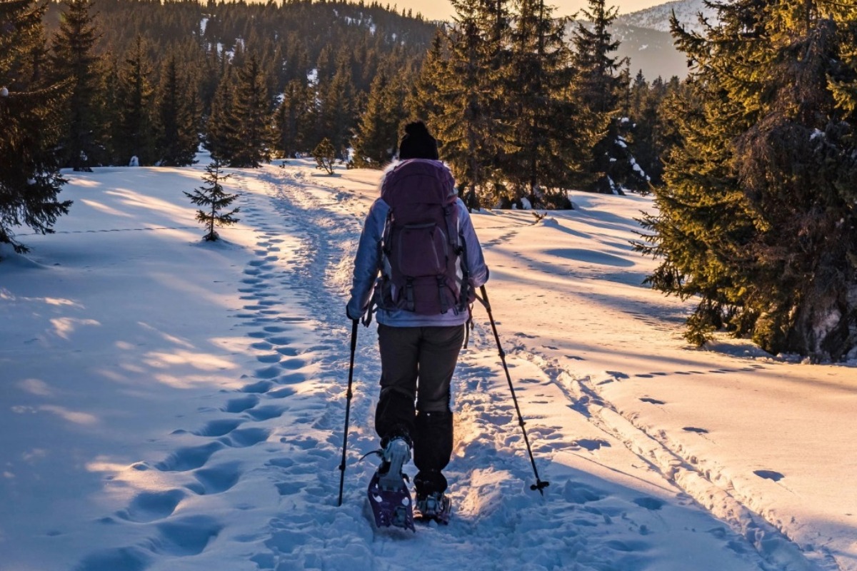 woman snowshoeing
